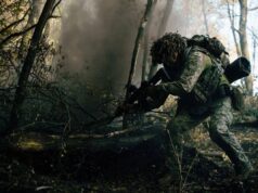 Moto, droni e gruppi segreti: l’assedio di Pokrovsk e la nuova tattica russa che cambia la guerra in Ucraina