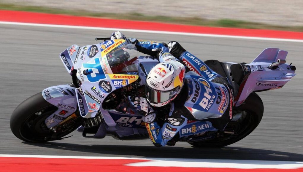 MotoGp, Alex Marquez trionfa nella Sprint del Gp Portogallo. Terzo Bezzecchi