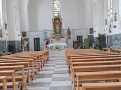 Ostia, feci in chiesa e sull’altare: ci sarà messa di riparazione