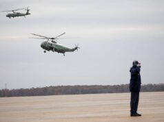 Pacco sospetto nella base dell’Air Force One, ricoveri ed edificio evacuato