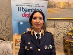 Polizia di stato: “Uso precoce smartphone espone bambini a reati e aggressioni”