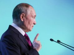 Putin: “Piano Usa base per accordo. Stop combattimenti se Ucraina si ritira da terre Russia”