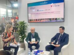 Rifiuti tessili, presentato il manuale per ‘la buona raccolta’ di Unirau e Ariu