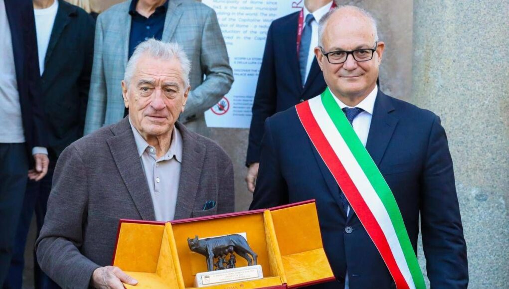 Robert De Niro premiato con la Lupa Capitolina a Roma: “Le mie radici rendono il premio più speciale”