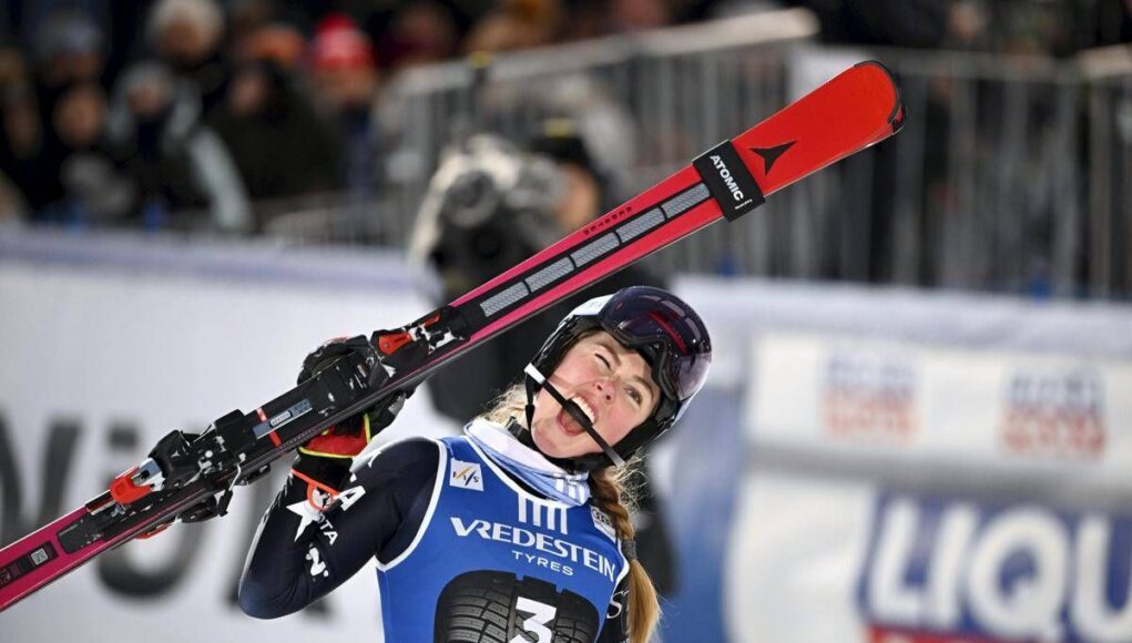 Sci, Shiffrin vince il primo Slalom in Coppa del Mondo. Colturi seconda