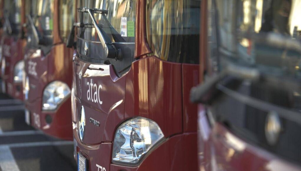 Sciopero 14 novembre, da bus e metro Roma agli studenti: chi si ferma oggi