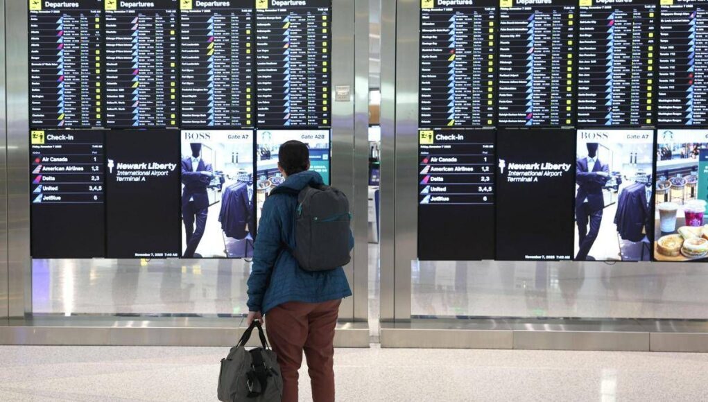 Shutdown, cancellati oggi oltre 1.000 voli negli Usa