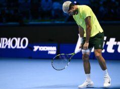 Sinner-Alcaraz, massaggio e fasciatura per Carlos. Cos’è successo alle Atp Finals