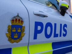 Stoccolma, autobus travolge le persone alla fermata: morti e feriti