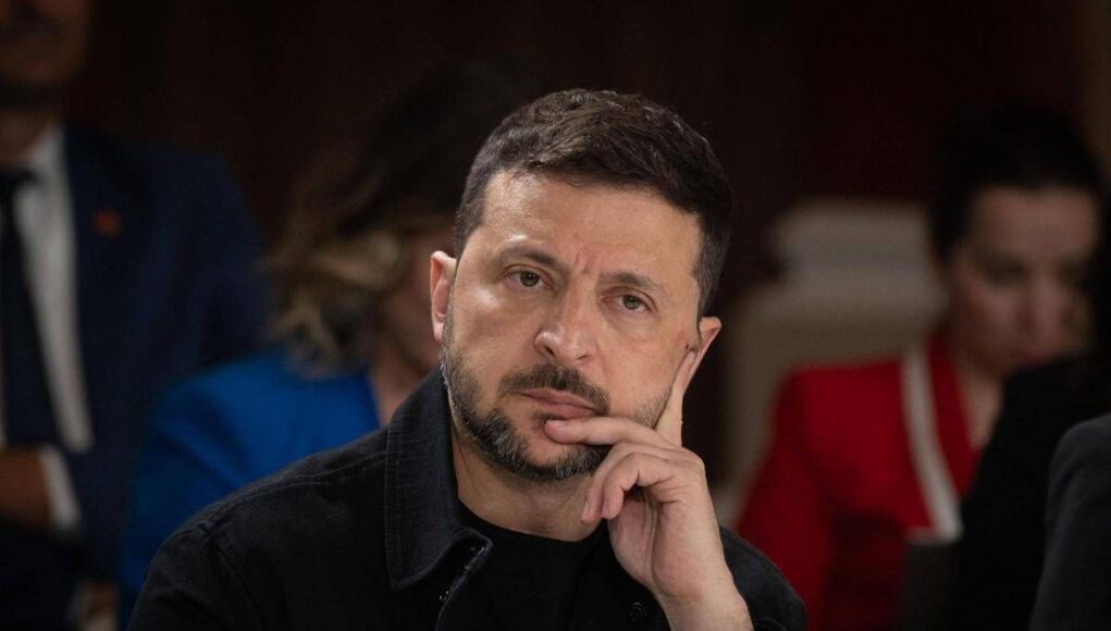 Ucraina-Russia, piano Usa cambia. Zelensky: “Serve colloquio con Trump”