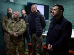 Ucraina, Zelensky nel Donetsk: “Faremo di tutto perché resti ucraino”