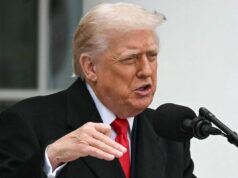 Ue, Trump torna alla carica: “Paesi decadenti e leader deboli, non sanno cosa fare”. Bruxelles replica: “Orgogliosi di loro”