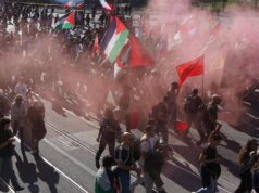 Virtus-Maccabi, corteo Pro Pal contro la squadra israeliana. Bologna blindata