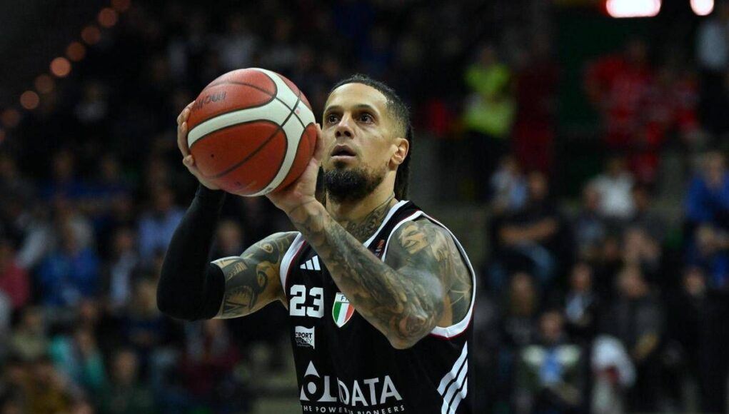 Virtus-Maccabi, polemiche in Eurolega. Meneghin: “Va giocata, politica fuori da sport”