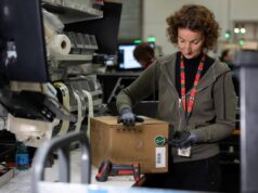 Amazon trasforma centro di distribuzione di Castel San Giovanni nel primo centro resi d’Italia