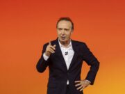 Ascolti tv, successo per Benigni: quasi 4 milioni per ‘Pietro’ su Rai1