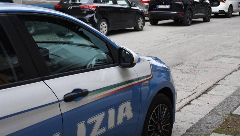 Bimbo picchiato a Catania, sospesa genitorialità a madre e patrigno