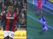 Bologna-Juve, Lucumì sbatte a terra Conceicao in area ma l’arbitro non fischia