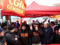 Ex Ilva, sciopero a oltranza a Taranto e bloccata e autostrada a Genova