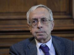 Generali, De Mattia (ex Bankitalia): “Addio a Natixis? Fatto positivo, operazione diffusamente criticata”