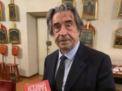 Il Libro dei Fatti in dono al maestro Riccardo Muti