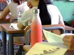 ‘Lista stupri’ nel bagno del liceo Giulio Cesare, la condanna dei docenti: “Scritta inqualificabile”