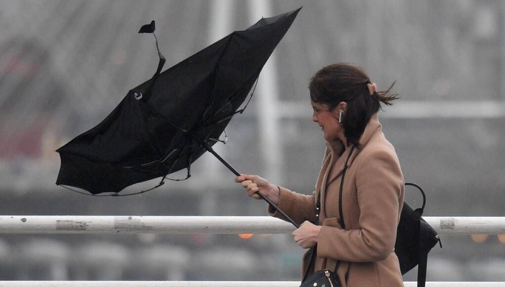 Maltempo, in arrivo piogge e nevicate anche in collina: ma non per molto