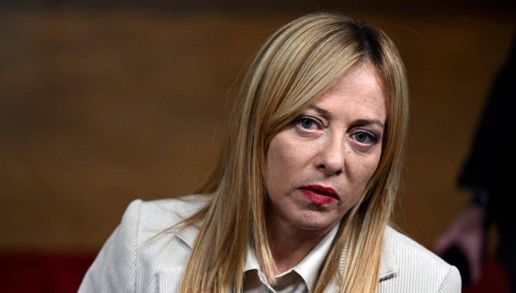 Manovra, Meloni convoca vertice e serra ranghi: arriva un nuovo emendamento