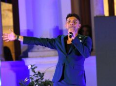 Marco Carta: “Mamma è morta, papà mai conosciuto”. La storia che commuove Balivo