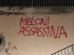 ‘Meloni assassina’, scritta choc in centro a Castiglioncello