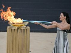 Milano Cortina 2026, fiamma olimpica accolta oggi in Italia da Mattarella