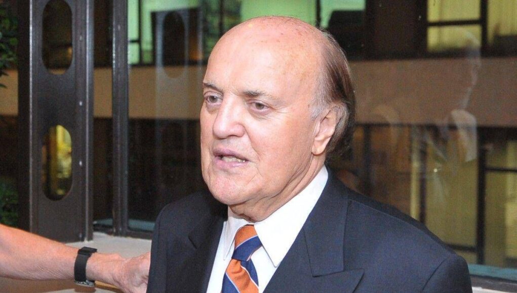 Morto Peter Arnett, il premio Pulitzer per le cronache dal Vietnam aveva 91 anni