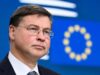 Oro di Bankitalia allo Stato, Dombrovskis: “Una mossa di questo tipo non riduce il debito”