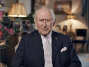 Re Carlo in tv: “La mia terapia contro il cancro potrà essere ridotta nel nuovo anno”