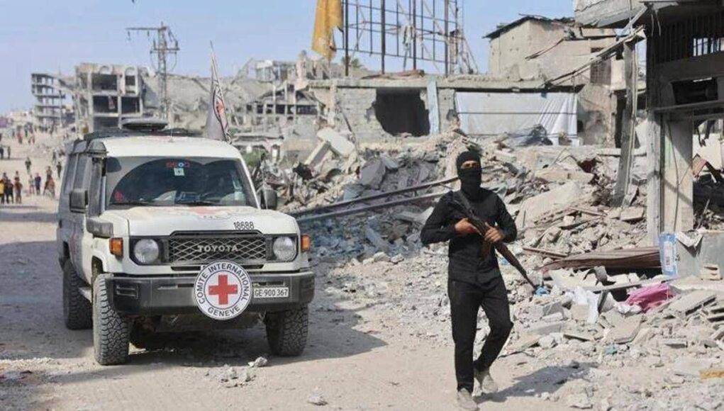 Riapre domani il valico di Allenby per gli aiuti a Gaza. Hamas: “Violazioni da Israele, no inizio fase 2”