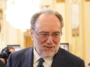 Riccardo Chailly, condizioni stabili per il direttore d’orchestra dopo il malore alla Scala