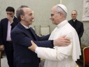 Roberto Benigni racconta ‘Pietro – Un uomo nel vento’, stasera su Rai 1
