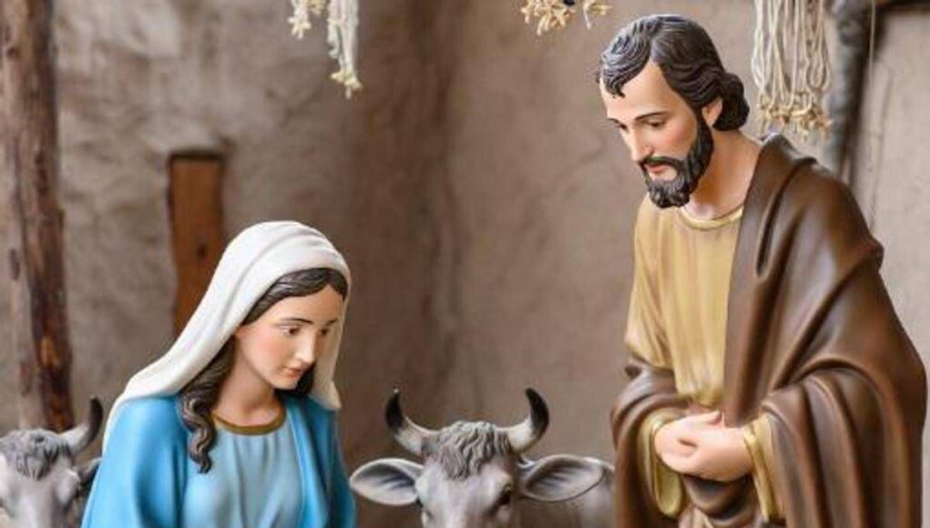 Si finge statua e si nasconde nel presepe, il sindaco scopre il latitante