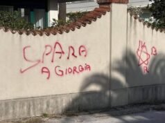 ‘Spara a Giorgia’, rimossa scritta minatoria contro Meloni a Pietrasanta