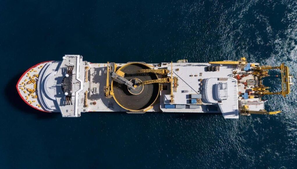 Tyrrhenian Link, Terna stabilisce un nuovo record mondiale nella posa di cavi elettrici sottomarini