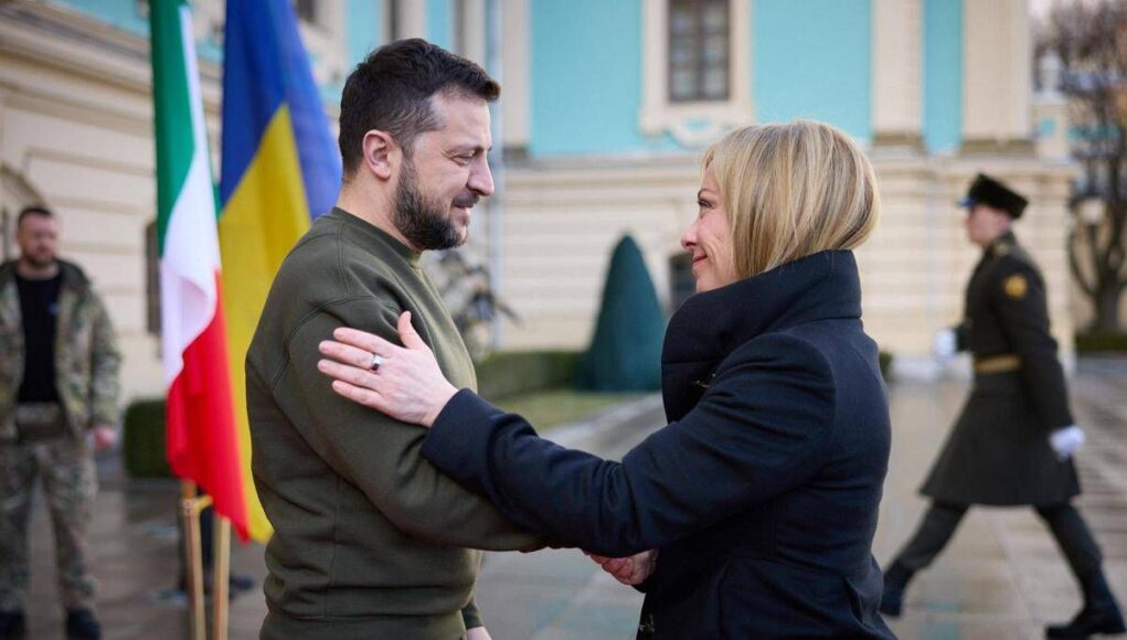 Ucraina, Meloni sente Zelensky: “Sostegno a piano Usa, presto invio forniture”