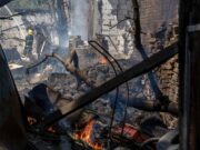 Ucraina-Russia, Mosca: “Avanziamo in tutte le direzioni”. Attacchi su Odessa, colpita anche Mykolaiv