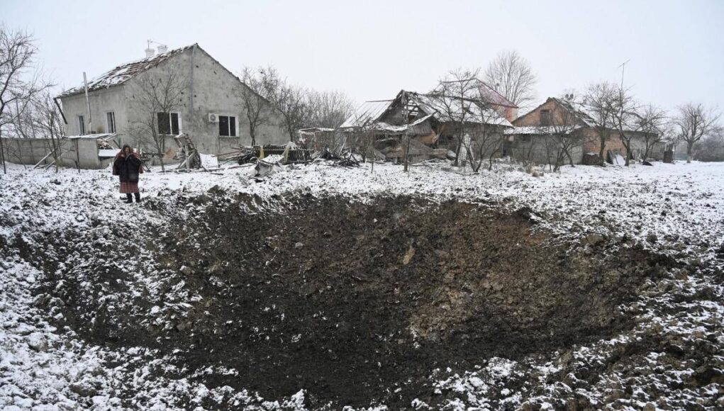 Ucraina-Usa, negoziati finiti a Berlino. La richiesta a Kiev: “Via dal Donbass”