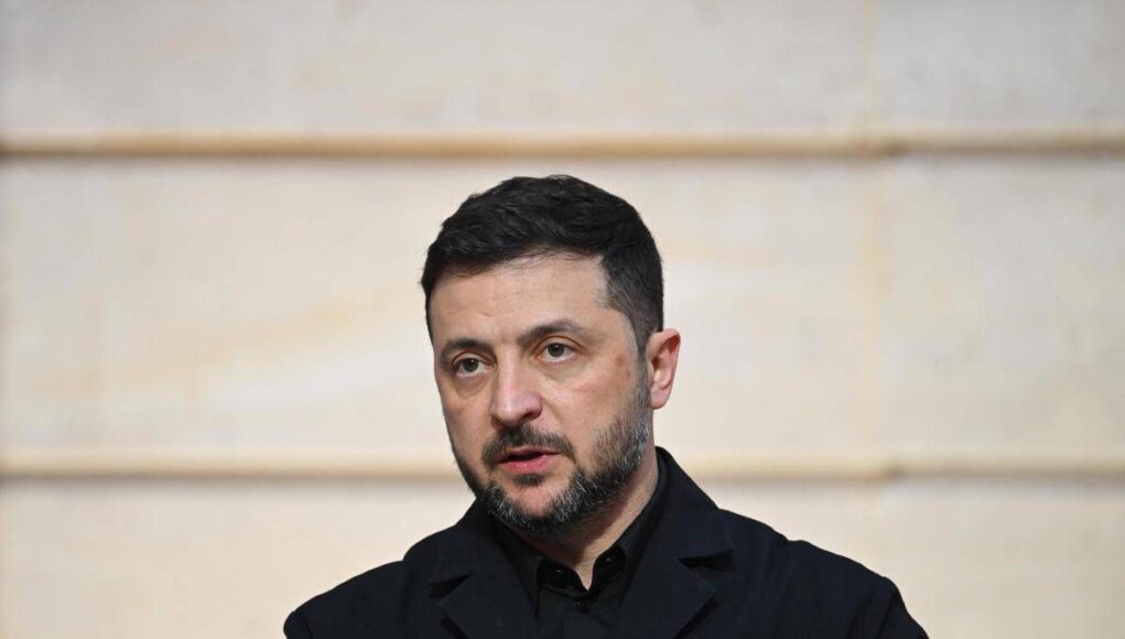 Ucraina, il sondaggio premia Zelensky: il 61% degli elettori si fida