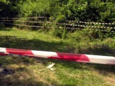 Venezia, cadavere in un campo con colpo d’arma da fuoco alla testa