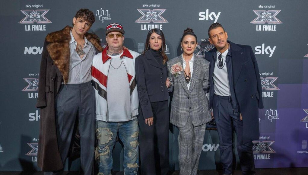 X Factor, oggi la finale a Napoli con Pausini e Derulo