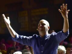 Zalone e l’ode alla prostata a reti unificate Mediaset