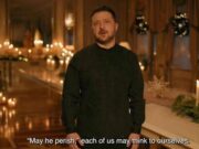 Zelensky, il messaggio di Natale: ‘Possa morire’, la frase (su Putin?) fa discutere