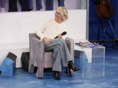 Amici, oggi domenica 25 gennaio: gli ospiti e le anticipazioni