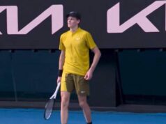 Australian Open, Sinner scherza su Alcaraz: “Non mi manca”. Poi boccia il nuovo kit